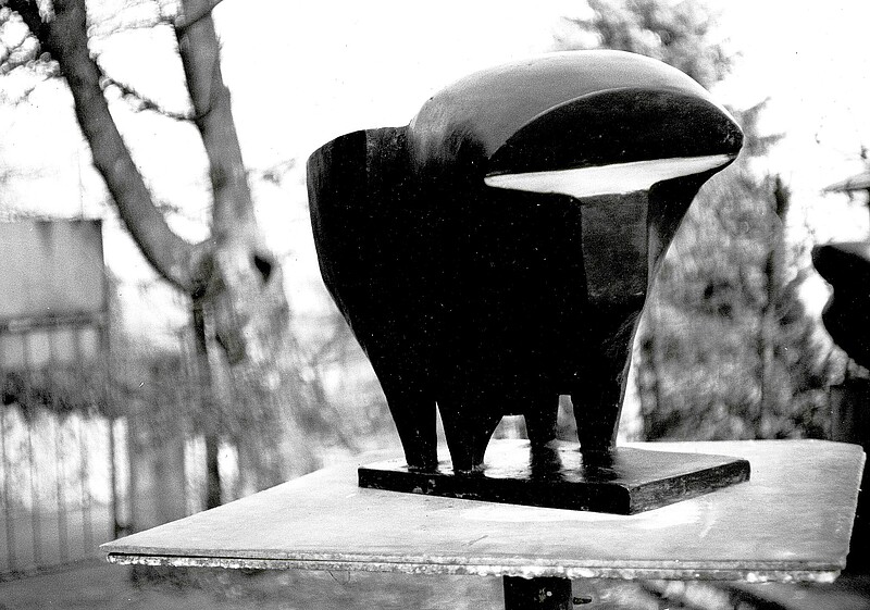 Skulptur Toro (1988) von Bildhauer Max Weiss, Bild 4 von 6