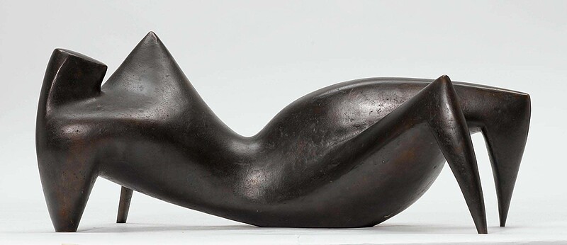 Skulptur Kleine Liegende (1958) von Bildhauer Max Weiss, Bild 1 von 4