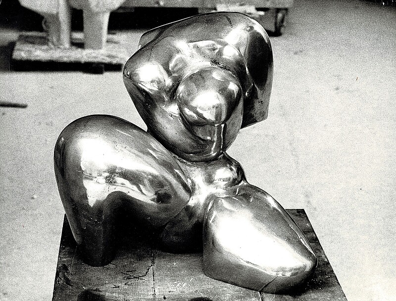 Skulptur Baccante (1974) von Bildhauer Max Weiss, Bild 5 von 6