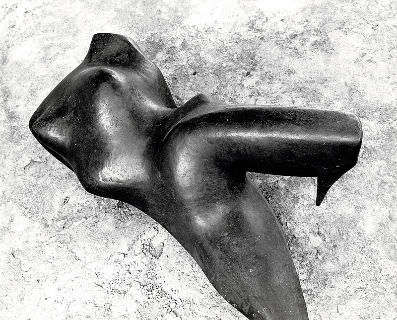 Skulptur Kyra (1961) von Bildhauer Max Weiss, Bild 13 von 15