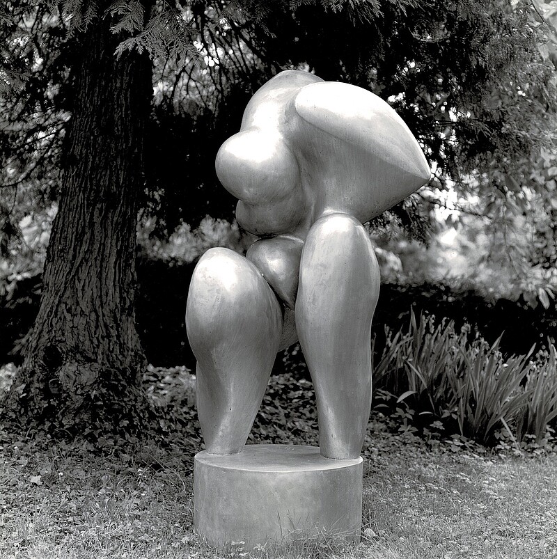 Skulptur Grosse Bacchantin (1974) von Bildhauer Max Weiss, Bild 4 von 8
