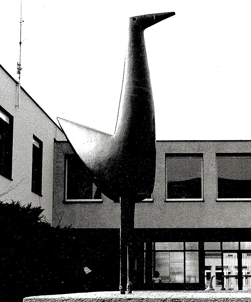 Skulptur Märchenvogel (1957) von Bildhauer Max Weiss, Bild 1 von 7
