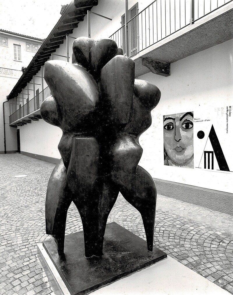 Skulptur Tre Streghe gross (1986) von Bildhauer Max Weiss, Bild 6 von 7