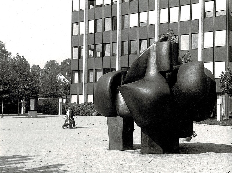 Skulptur Feuerpferde Gersag (1973) von Bildhauer Max Weiss, Bild 9 von 13