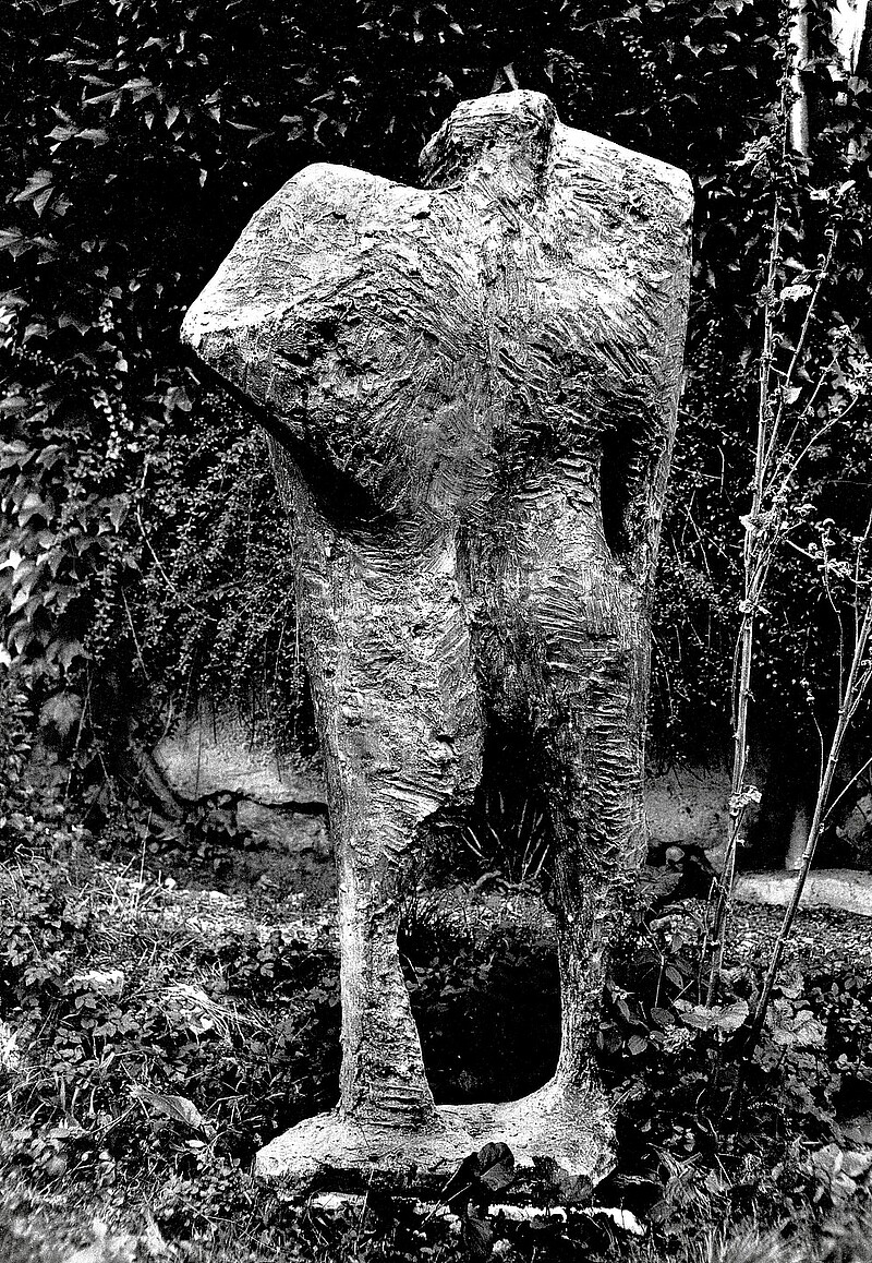 Skulptur Koloss (1963) von Bildhauer Max Weiss, Bild 3 von 3
