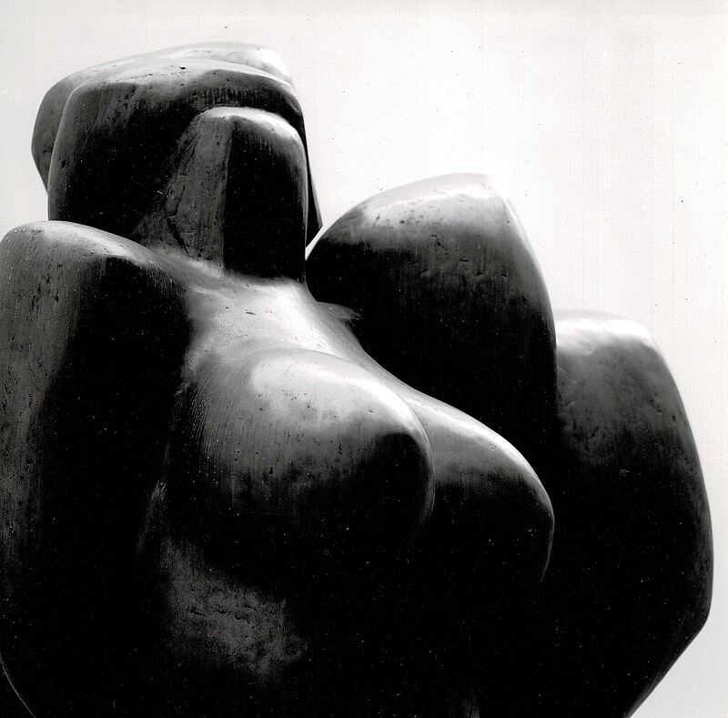 Skulptur Tre Streghe gross (1986) von Bildhauer Max Weiss, Bild 2 von 7