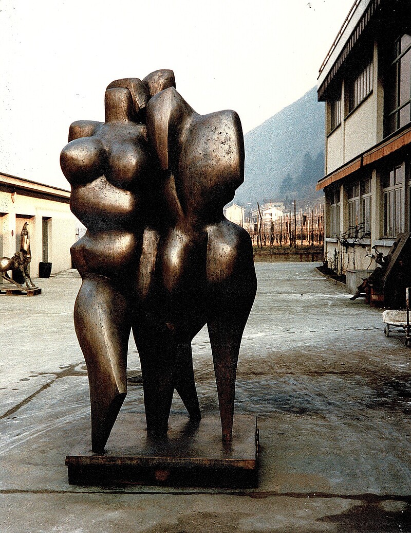 Skulptur Tre Streghe gross (1986) von Bildhauer Max Weiss, Bild 7 von 7