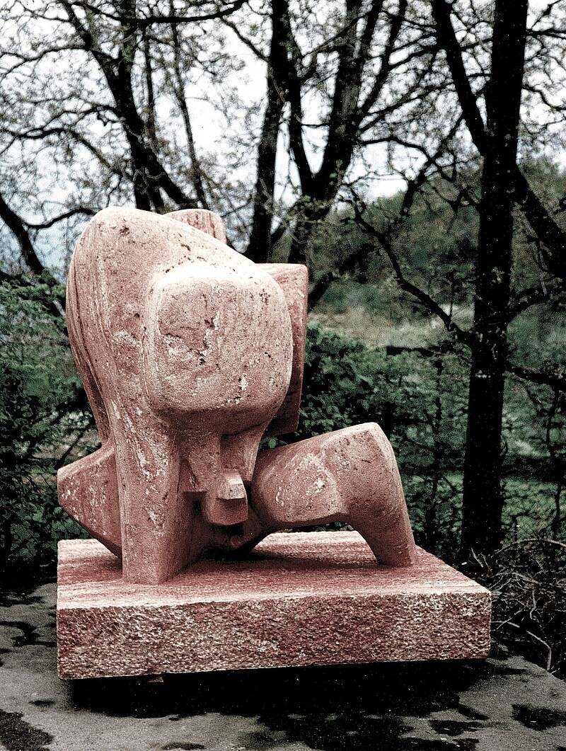 Skulptur Canaima Travertino Rosso (1989) von Bildhauer Max Weiss, Bild 1 von 2