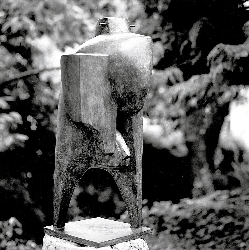 Skulptur Minotaurus (1987) von Bildhauer Max Weiss, Bild 10 von 13
