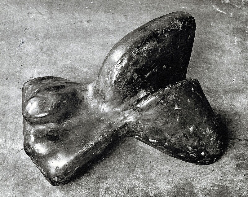 Skulptur Kleine Figur (1977) von Bildhauer Max Weiss, Bild 2 von 3