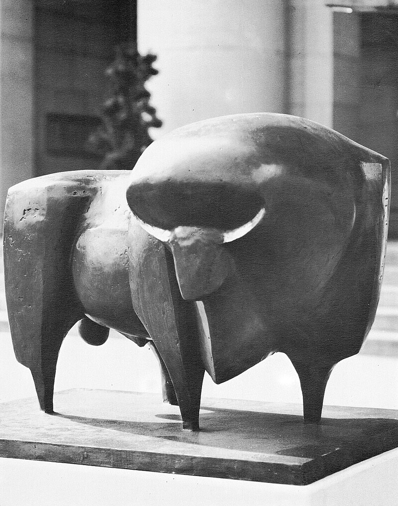 Skulptur Toro Stier (1984) von Bildhauer Max Weiss, Bild 4 von 6