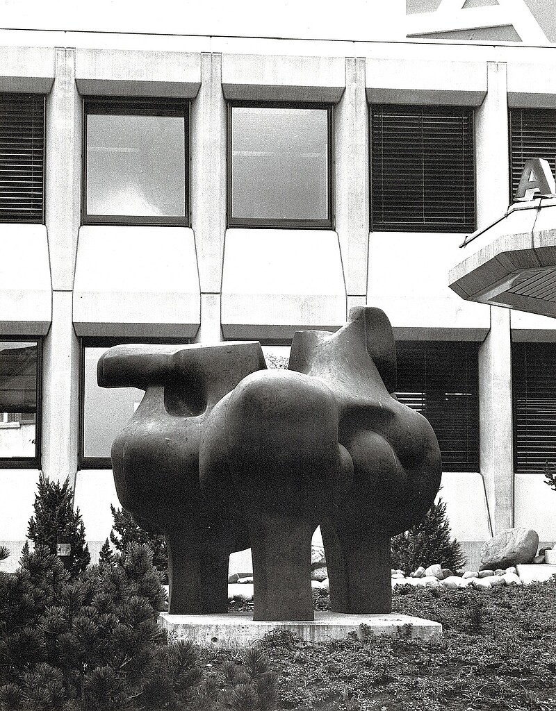 Skulptur Wolkenpferd (1970) von Bildhauer Max Weiss, Bild 8 von 9
