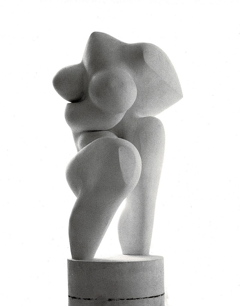 Skulptur Grosse Bacchantin (1974) von Bildhauer Max Weiss, Bild 3 von 8