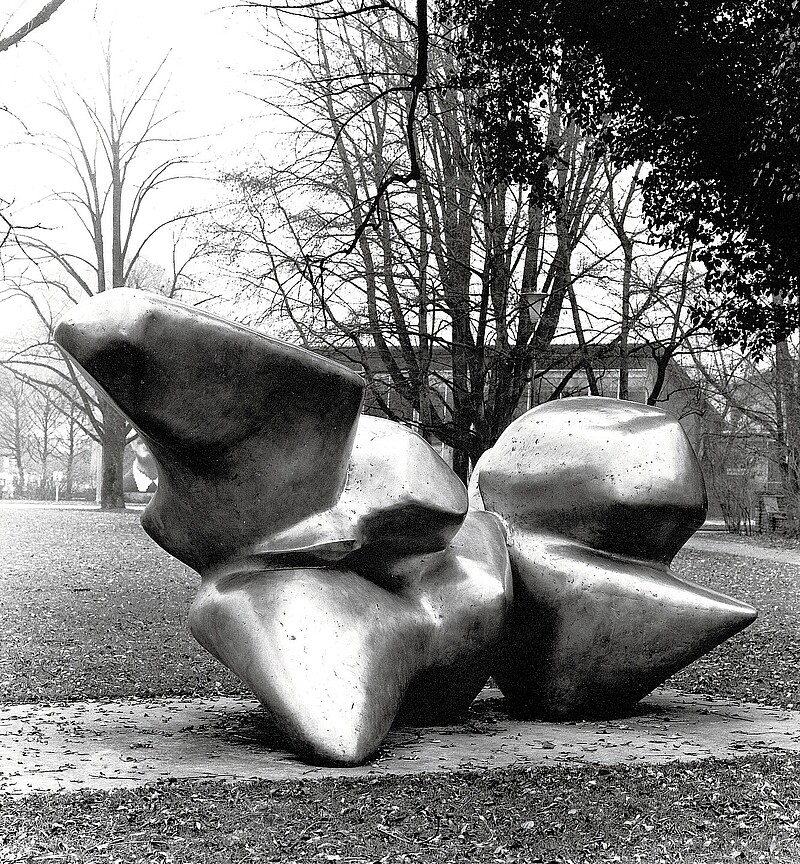 Skulptur Grosse Steppenfigur  L 460 (1970) von Bildhauer Max Weiss, Bild 12 von 12