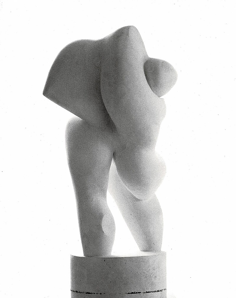 Skulptur Grosse Bacchantin (1974) von Bildhauer Max Weiss, Bild 5 von 8